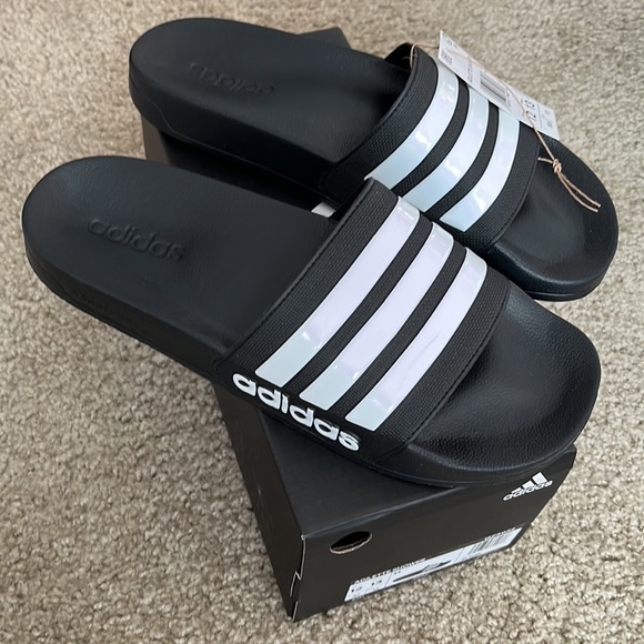 ADIDAS MEN’S ADILETTE SHOWER SLIDES - Picture 6 of 6